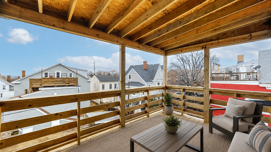 Private Deck