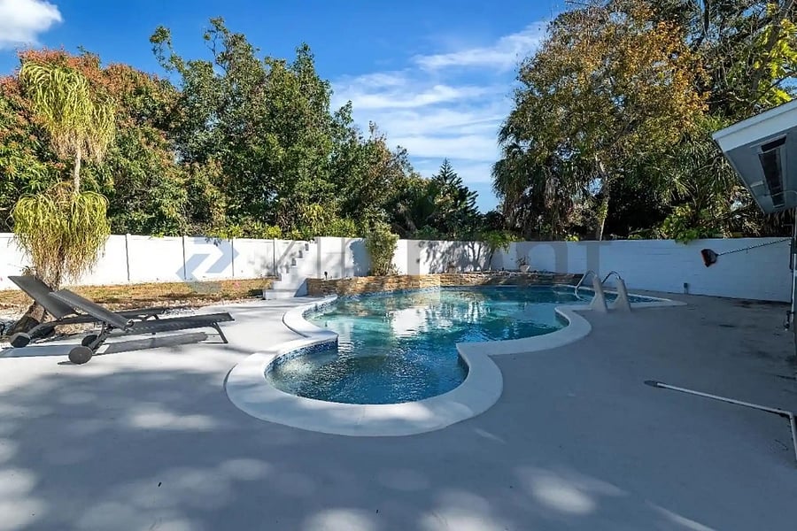 Furnished Finder property 1009773_1 photo 12