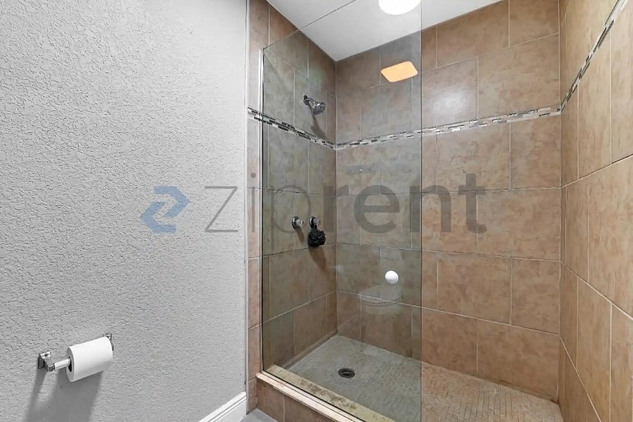 Furnished Finder property 1009773_1 photo 10