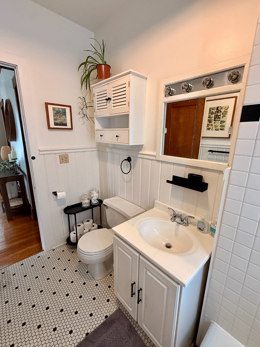 Bathroom includes starter toiletries
