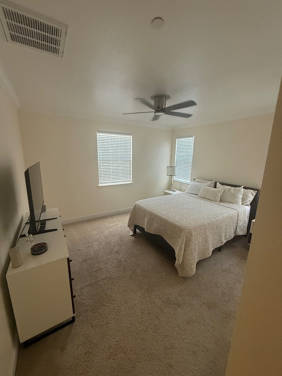 Furnished Finder property 1009800_1 photo 1