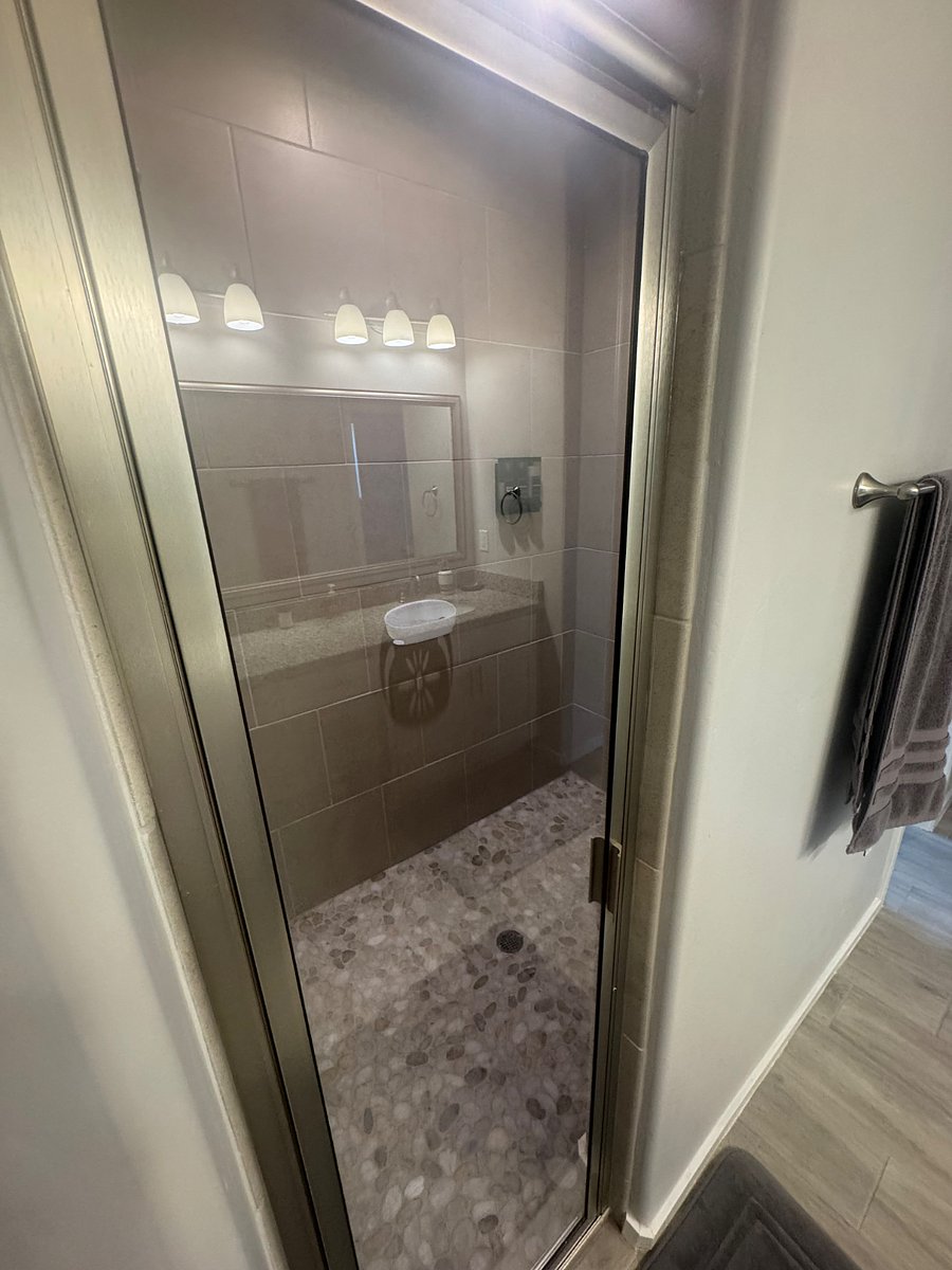 Master Shower 