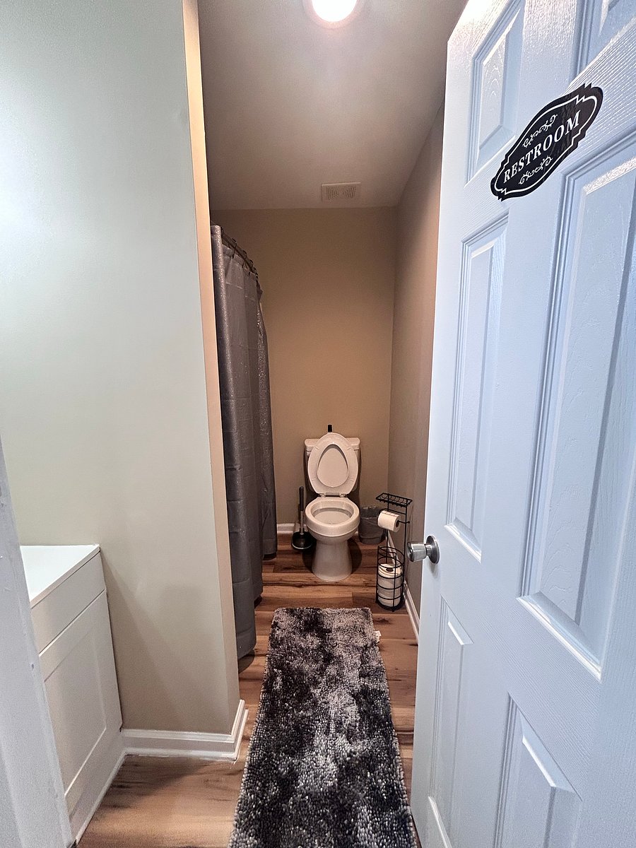 Furnished Finder property 1009811_1 photo 11