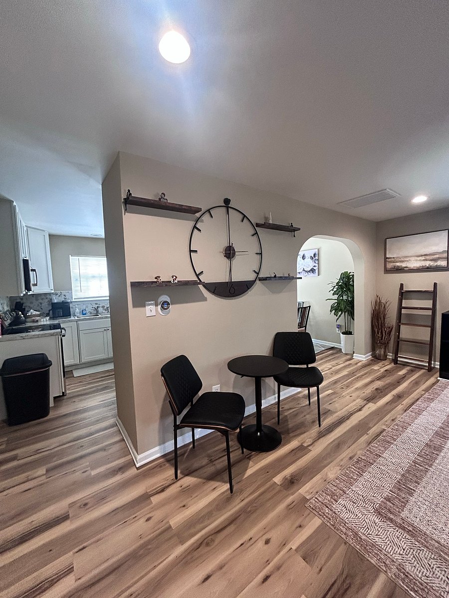 Furnished Finder property 1009811_1 photo 26