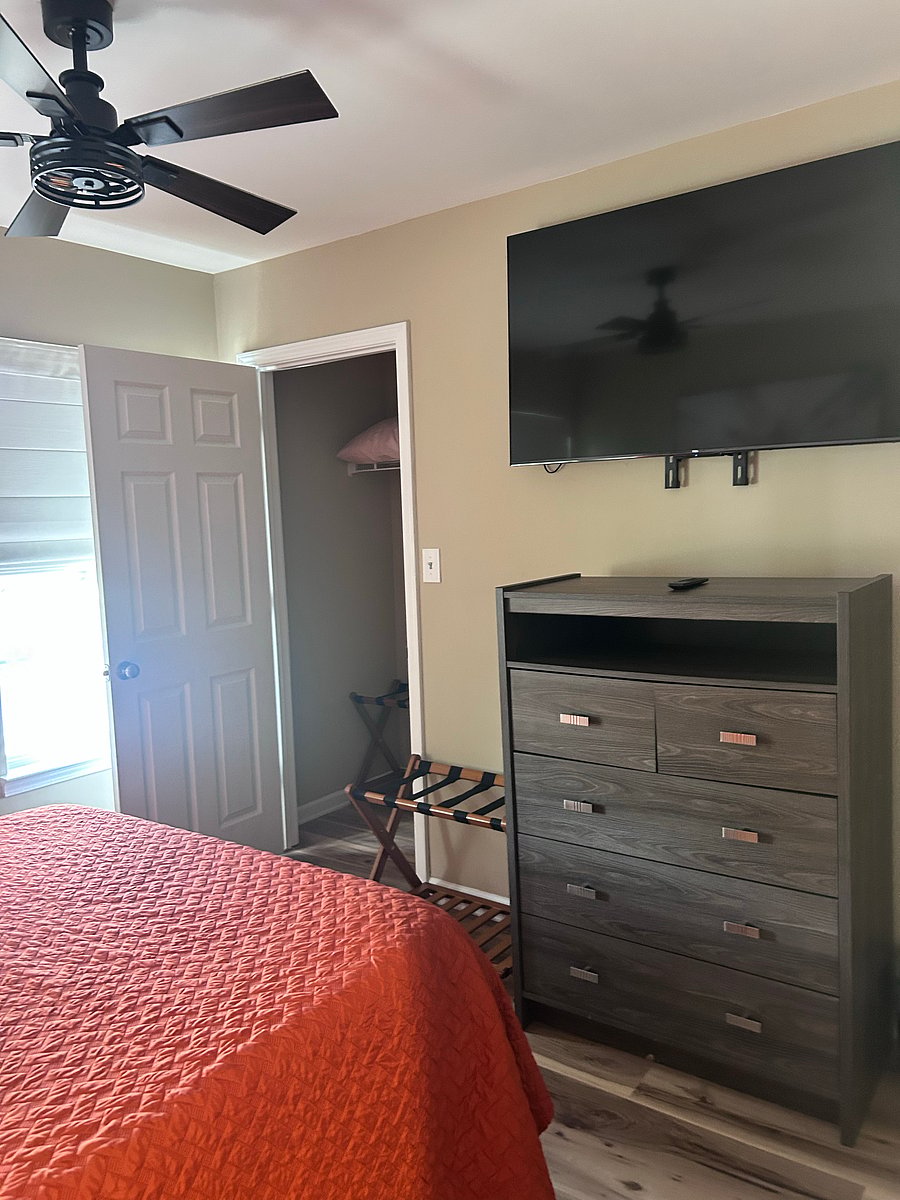 Furnished Finder property 1009811_1 photo 17