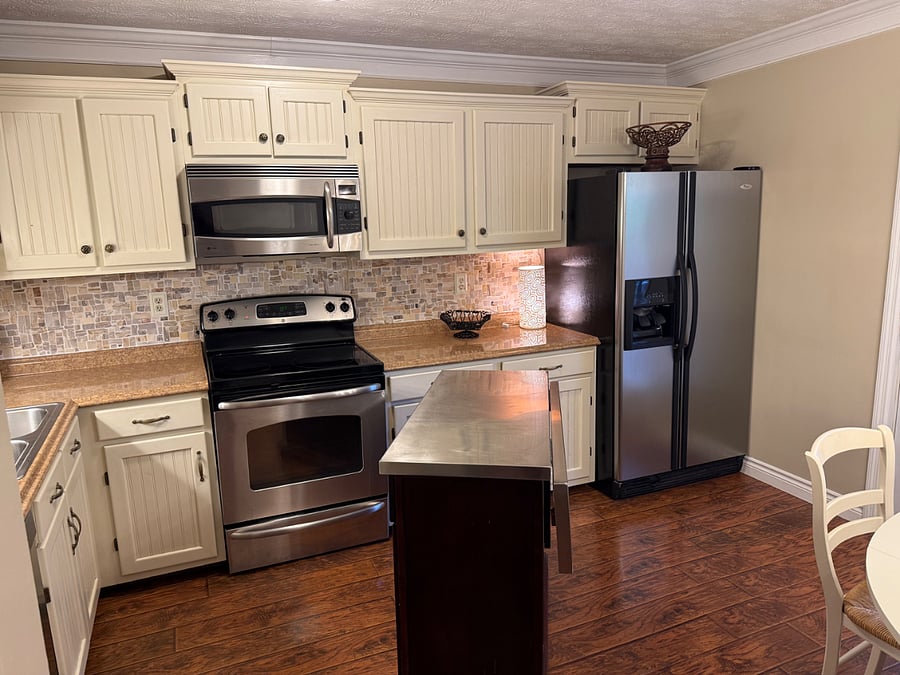 Furnished Finder property 1009837_1 photo 15