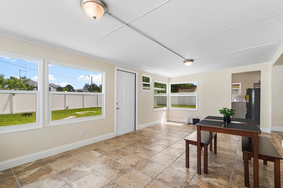 Furnished Finder property 1009847_1 photo 35