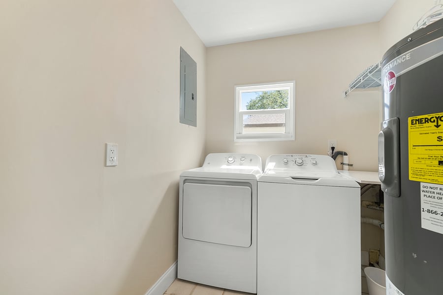 Furnished Finder property 1009847_1 photo 34