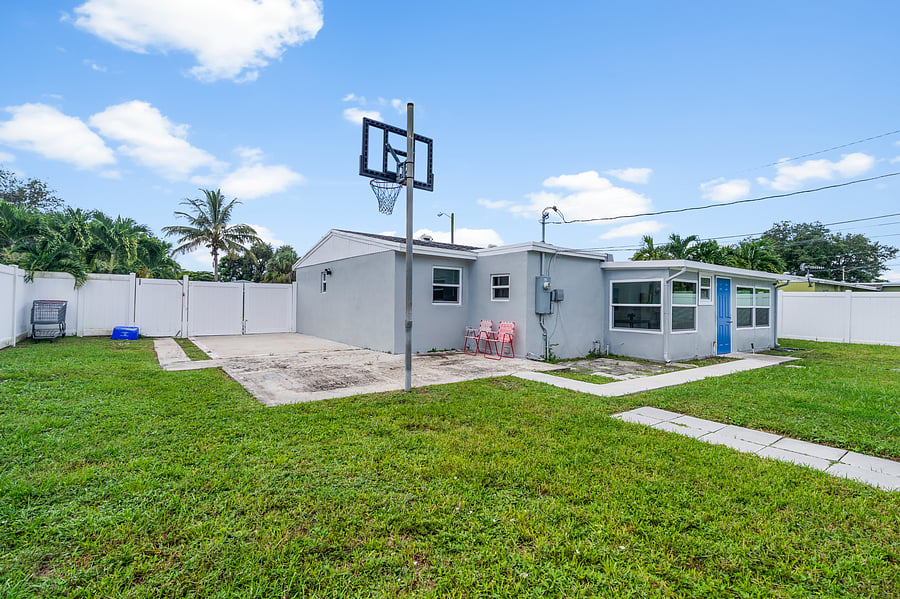 Furnished Finder property 1009847_1 photo 45