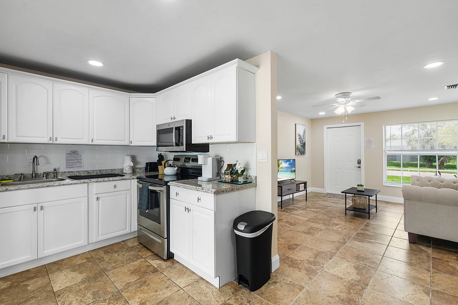 Furnished Finder property 1009847_1 photo 28