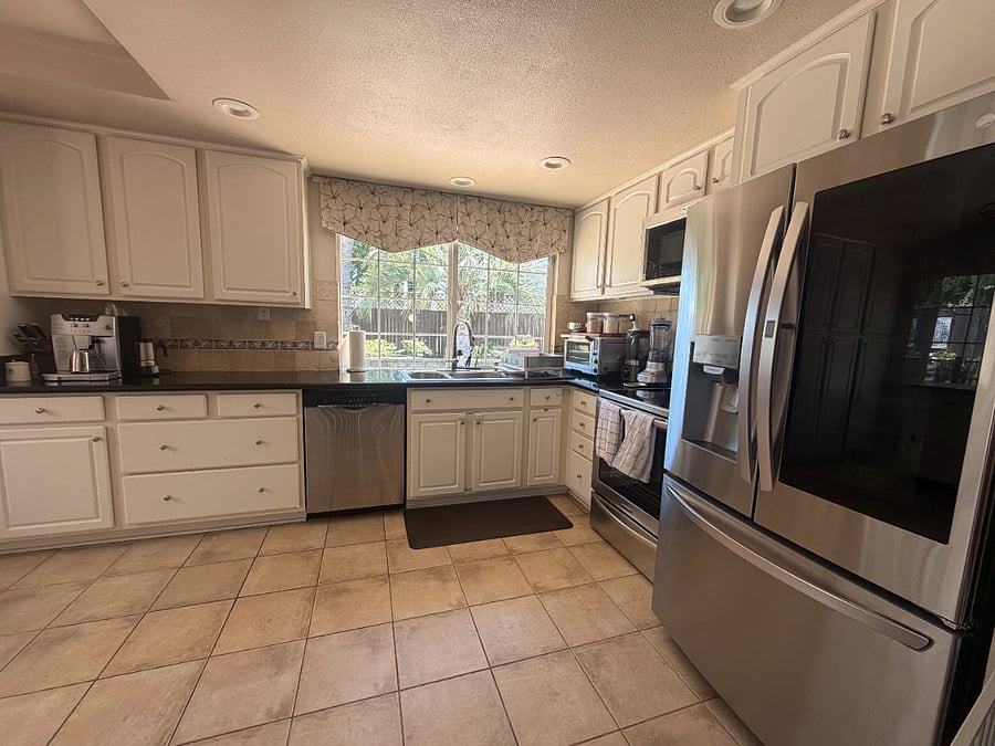 Furnished Finder property 1009848_1 photo 8