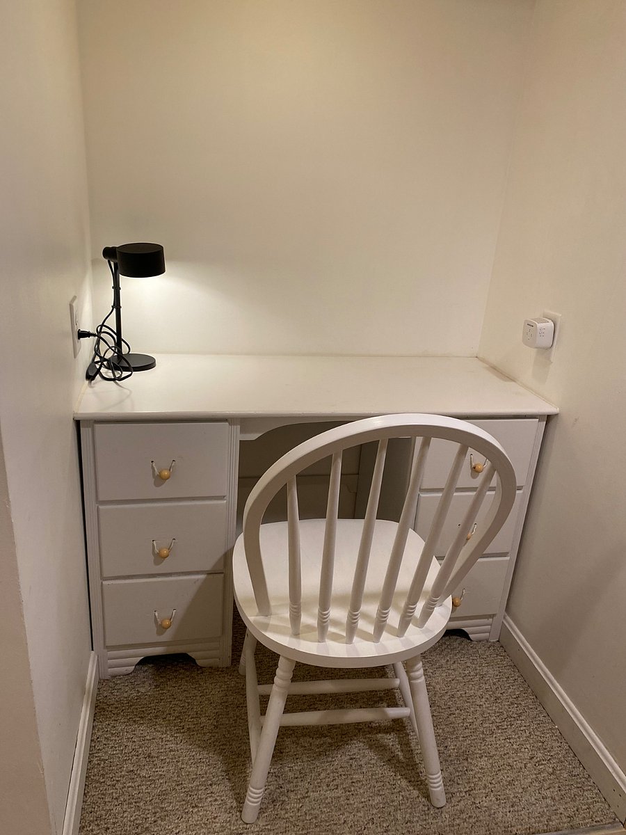 work station with WiFi Booster