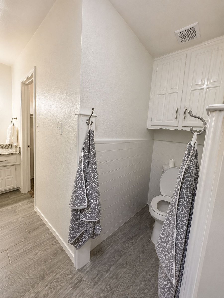 Furnished Finder property 1009854_1 photo 15