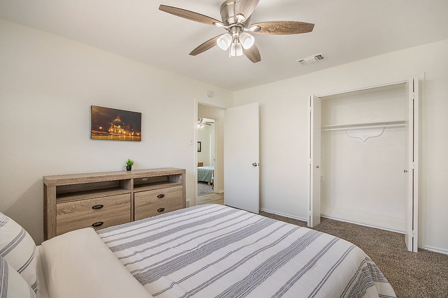 Furnished Finder property 1009854_1 photo 31
