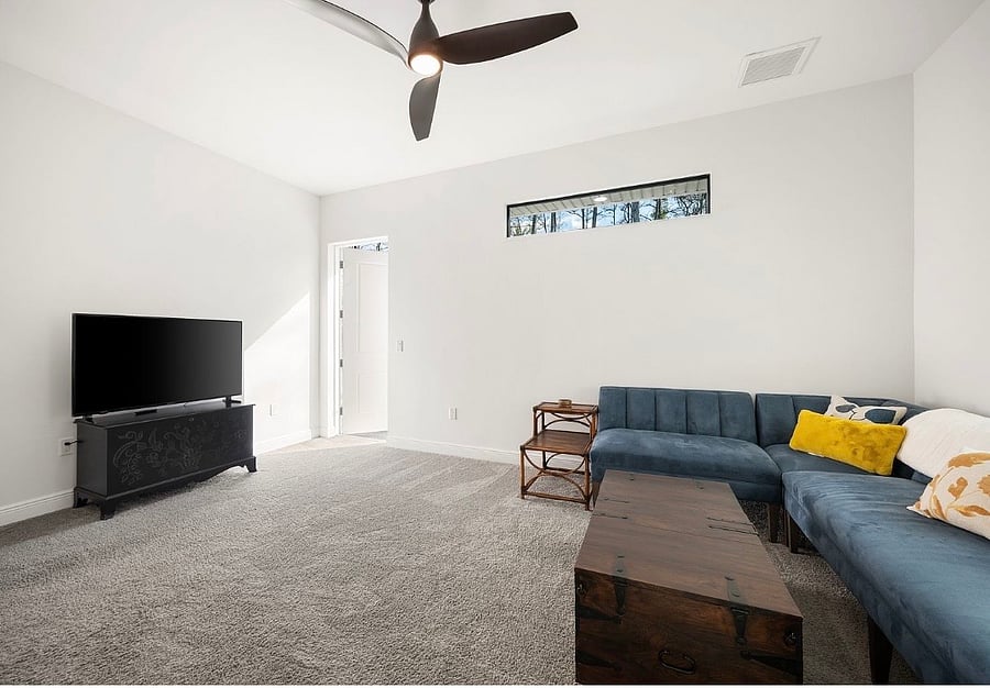 Furnished Finder property 1009856_1 photo 11