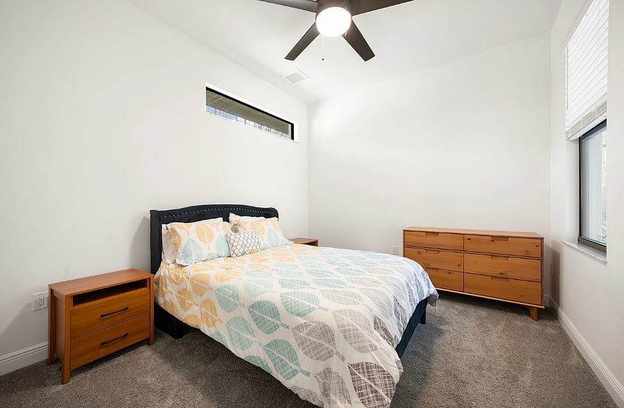 Furnished Finder property 1009856_1 photo 12