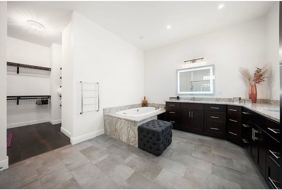 Furnished Finder property 1009856_1 photo 7