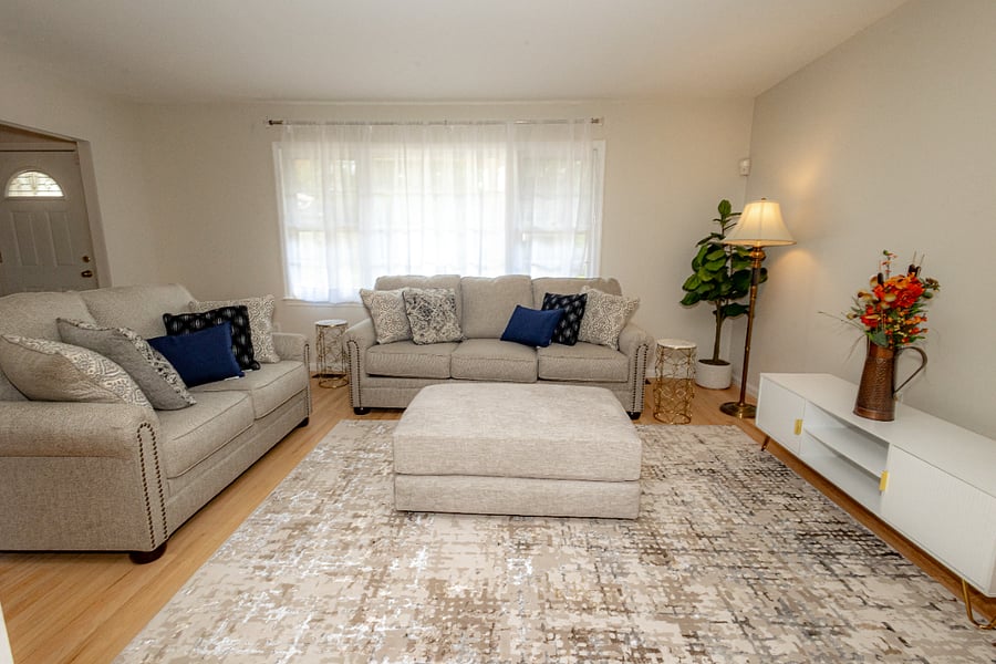 Furnished Finder property 1009870_1 photo 3