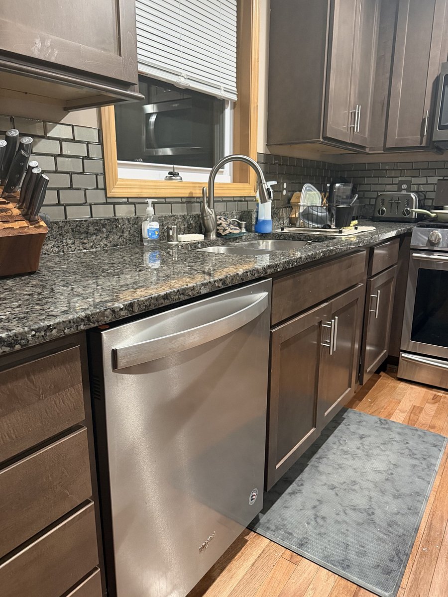 Furnished Finder property 1009883_1 photo 3