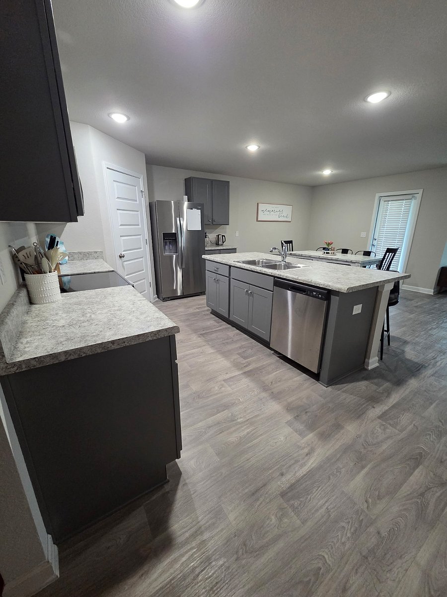 Furnished Finder property 1009884_1 photo 9