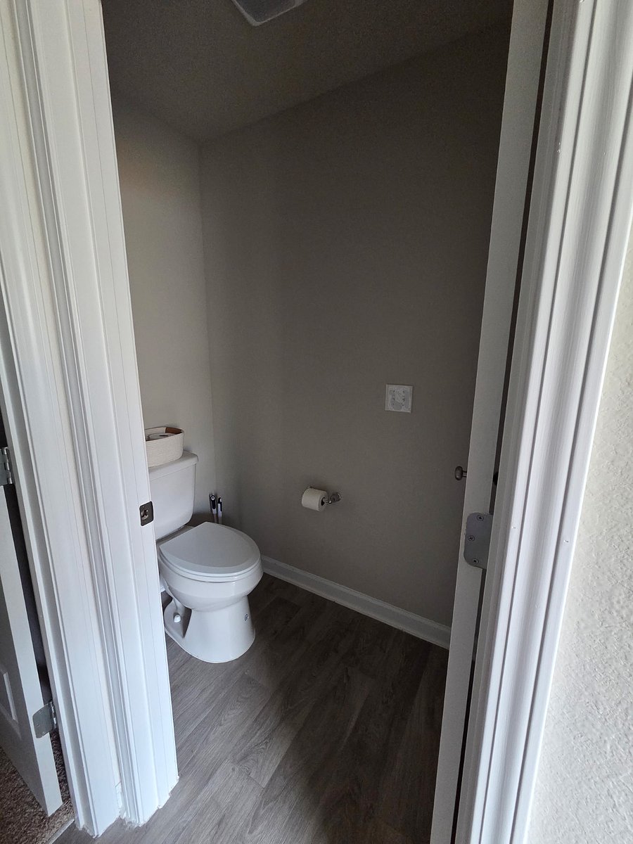 Furnished Finder property 1009884_1 photo 22