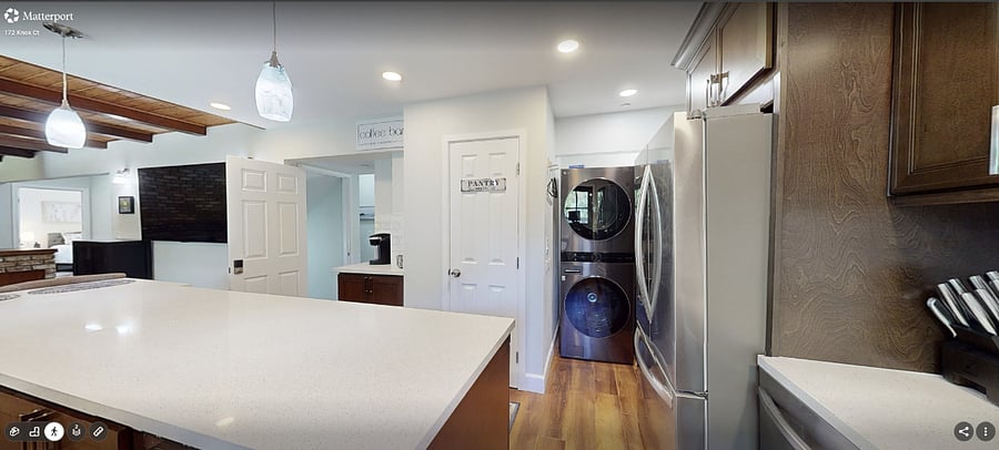 Furnished Finder property 1009898_3 photo 12
