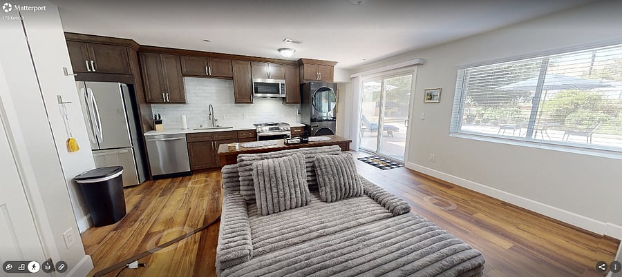 Furnished Finder property 1009899_1 photo 2