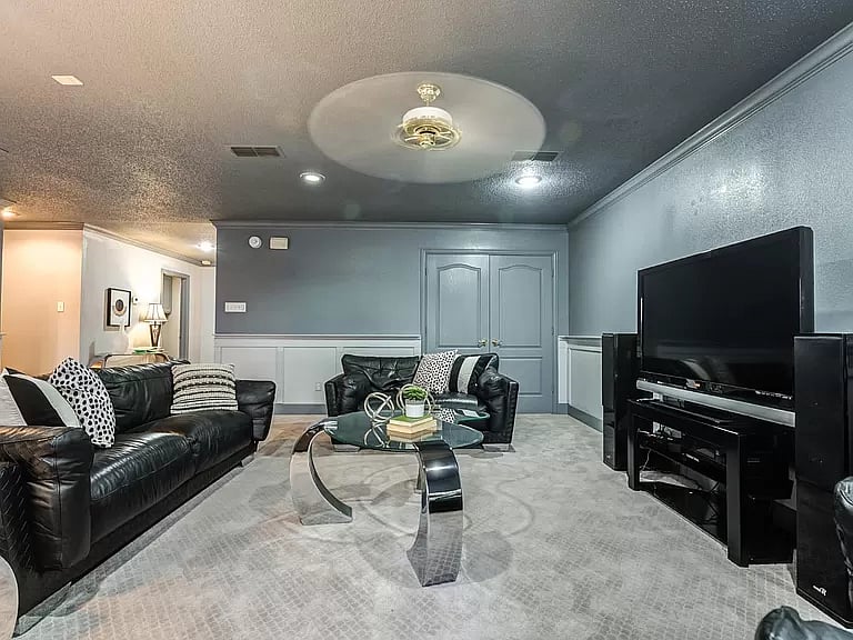 Furnished Finder property 1009906_1 photo 2