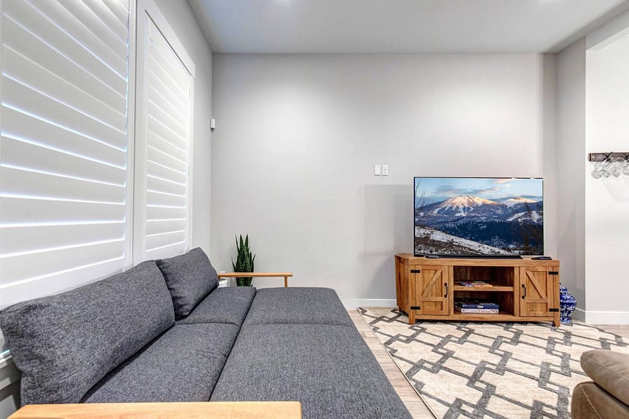 Furnished Finder property 1009908_1 photo 11