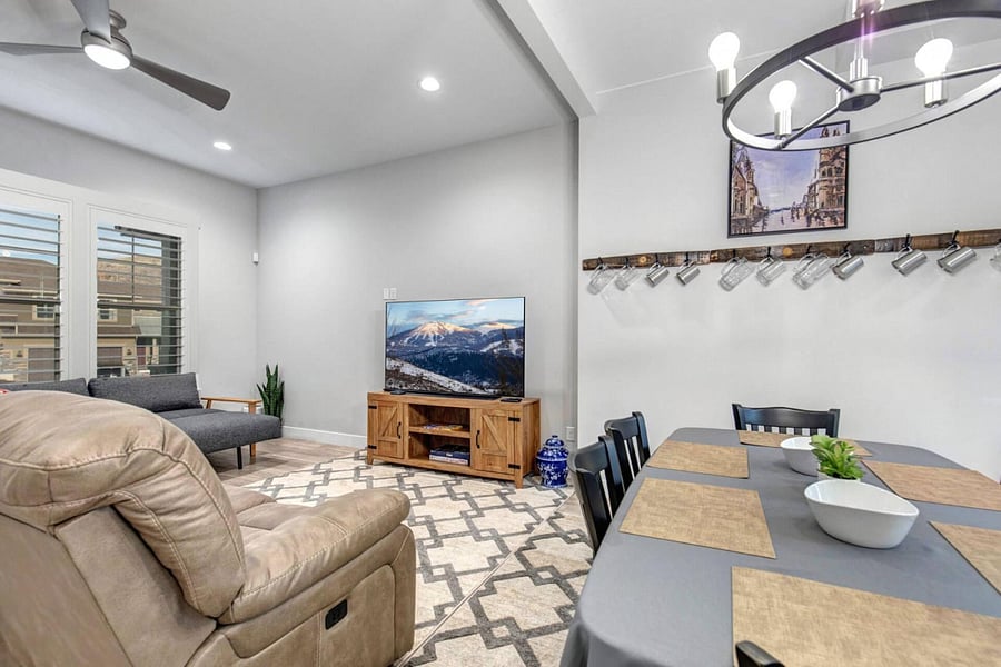 Furnished Finder property 1009908_1 photo 12