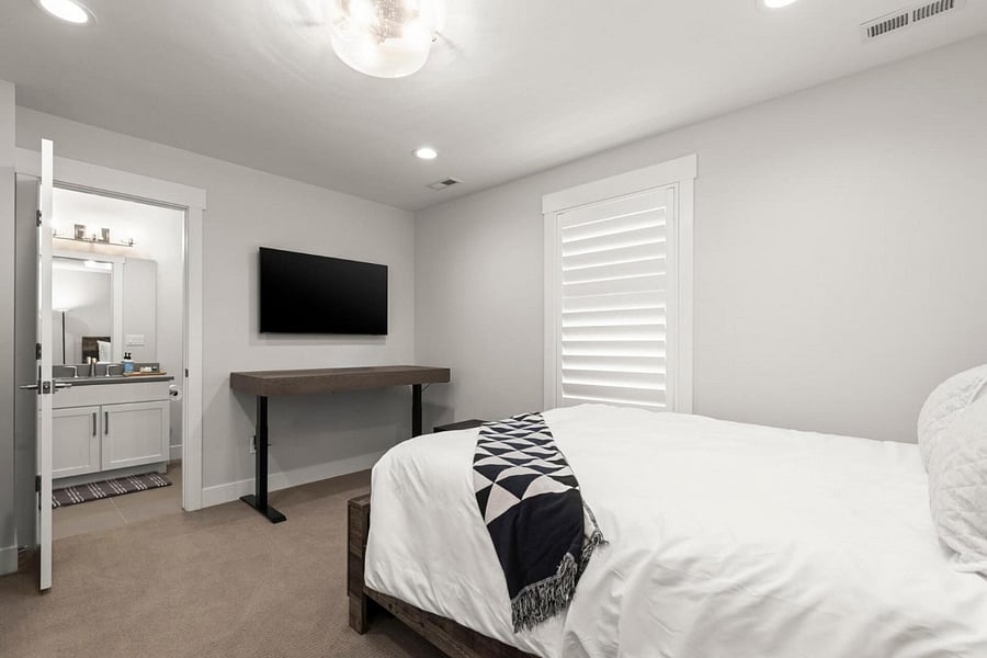 Furnished Finder property 1009908_1 photo 24