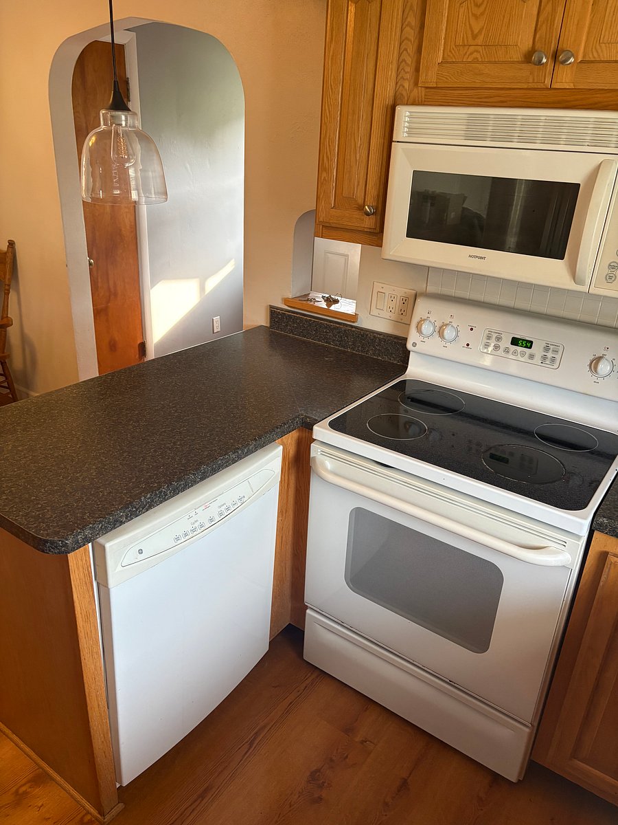 Furnished Finder property 1009919_1 photo 12