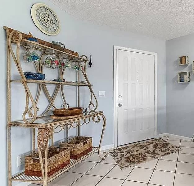 Furnished Finder property 1009928_1 photo 9