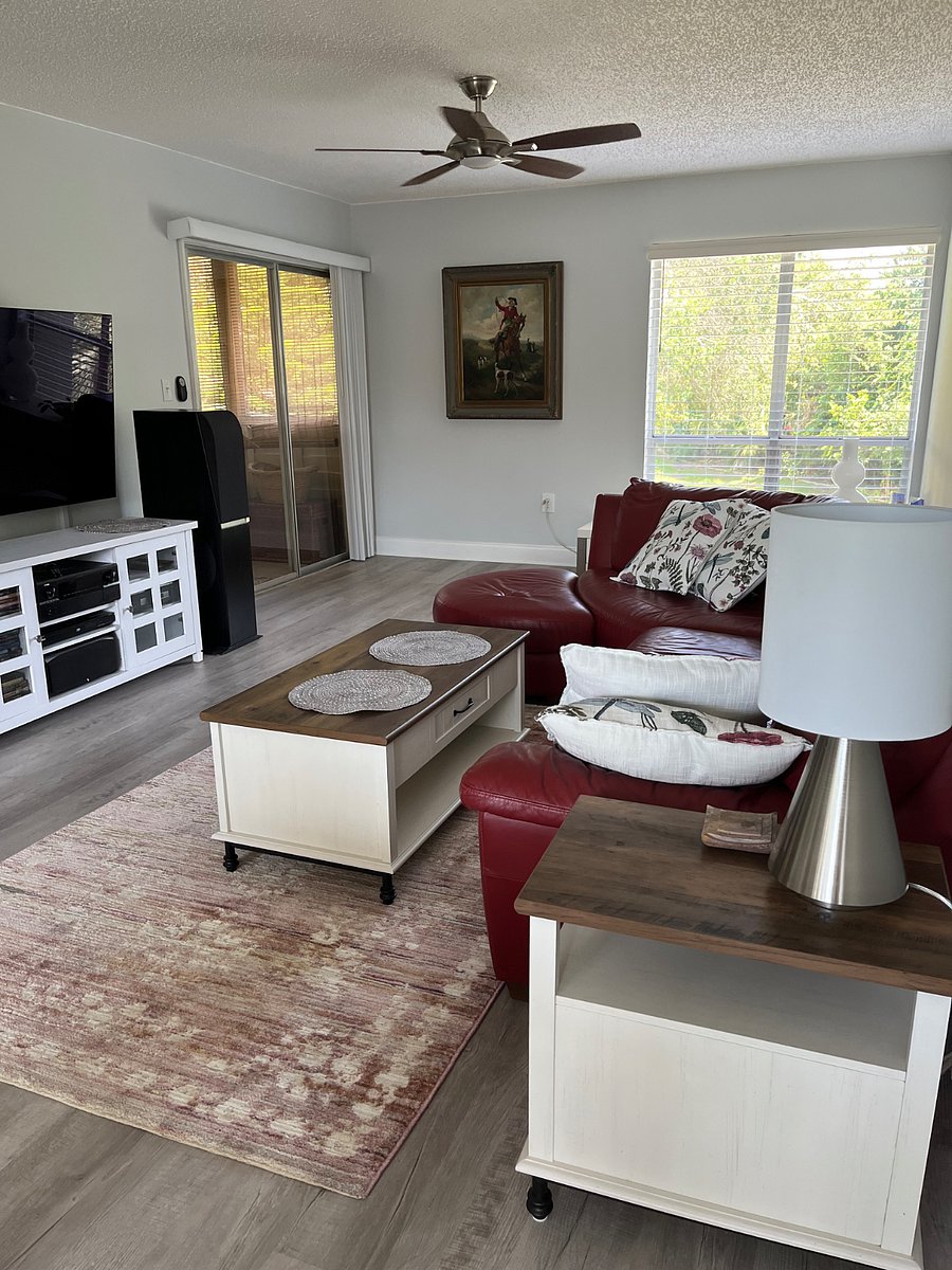 Furnished Finder property 1009934_1 photo 3
