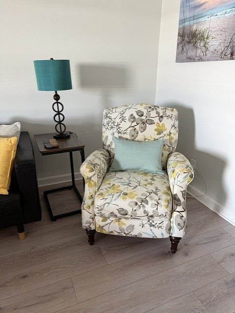 Furnished Finder property 1009935_1 photo 3