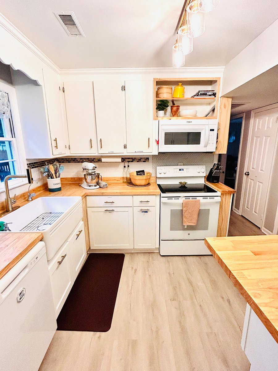 Furnished Finder property 1009946_1 photo 22
