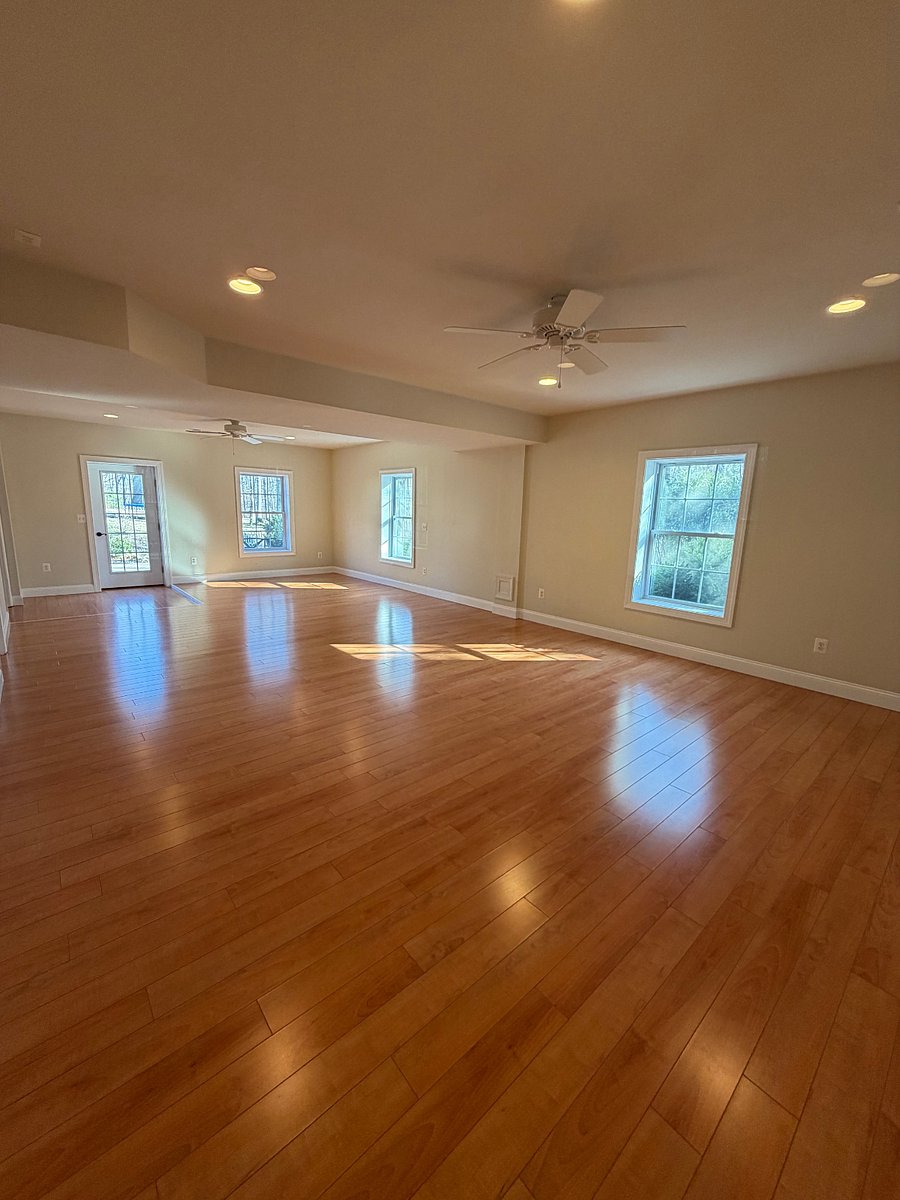 Furnished Finder property 1009956_1 photo 11