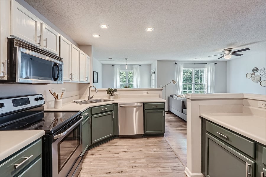 Furnished Finder property 1009975_1 photo 3