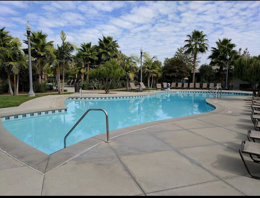 Furnished Finder property 1009978_1 photo 3
