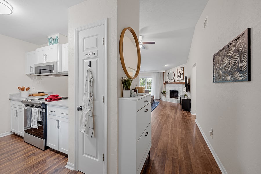 Furnished Finder property 1009989_1 photo 2