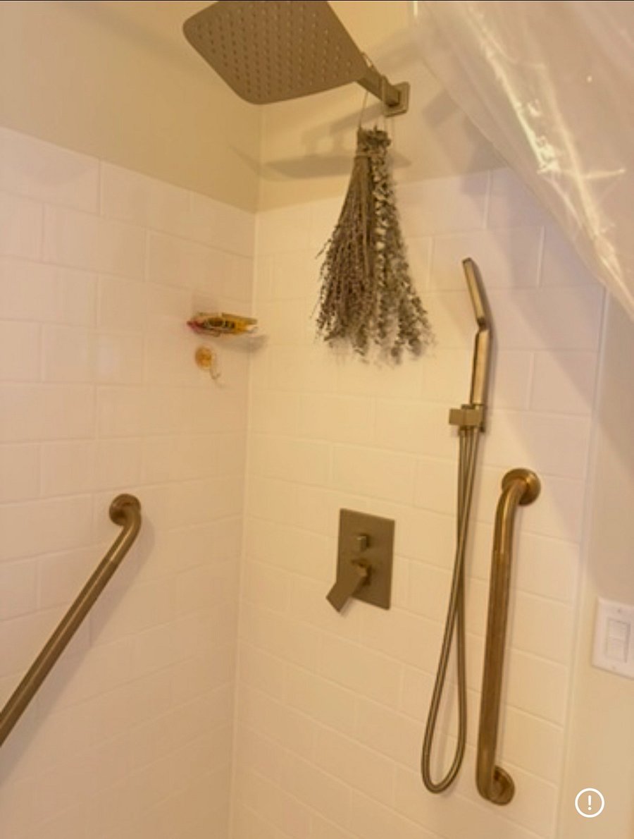 Spa-like dual head walk-in shower makes showering an experience. Shower is equipped with accessible grab rails. Be