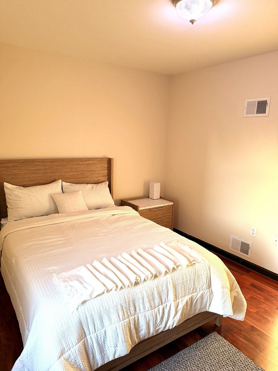 Furnished Finder property 1010000_1 photo 10
