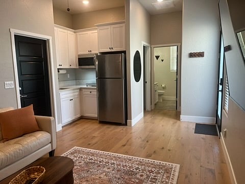 Furnished Finder property 1010011_1 photo 9