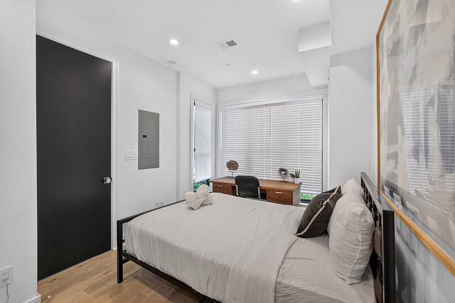 Furnished Finder property 1010033_1 photo 12