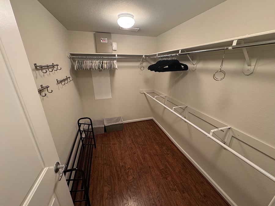 Furnished Finder property 1010074_1 photo 17