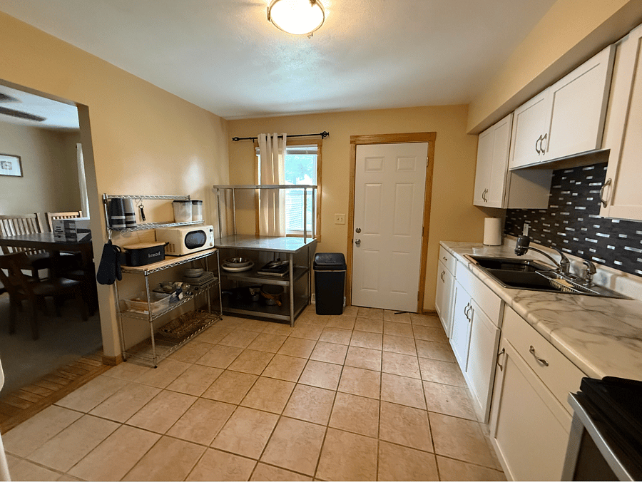 Furnished Finder property 1010075_1 photo 8