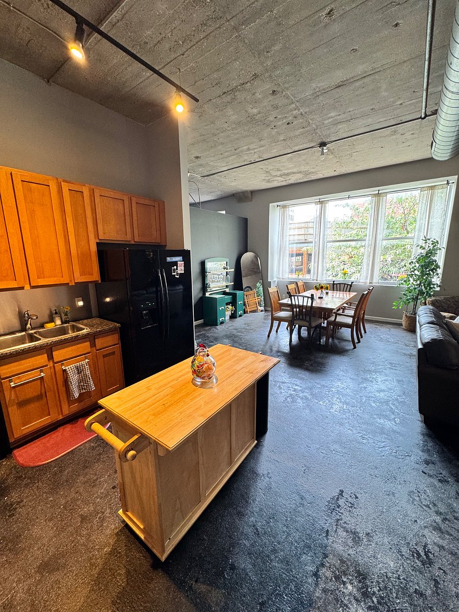 Furnished Finder property 1010100_1 photo 7