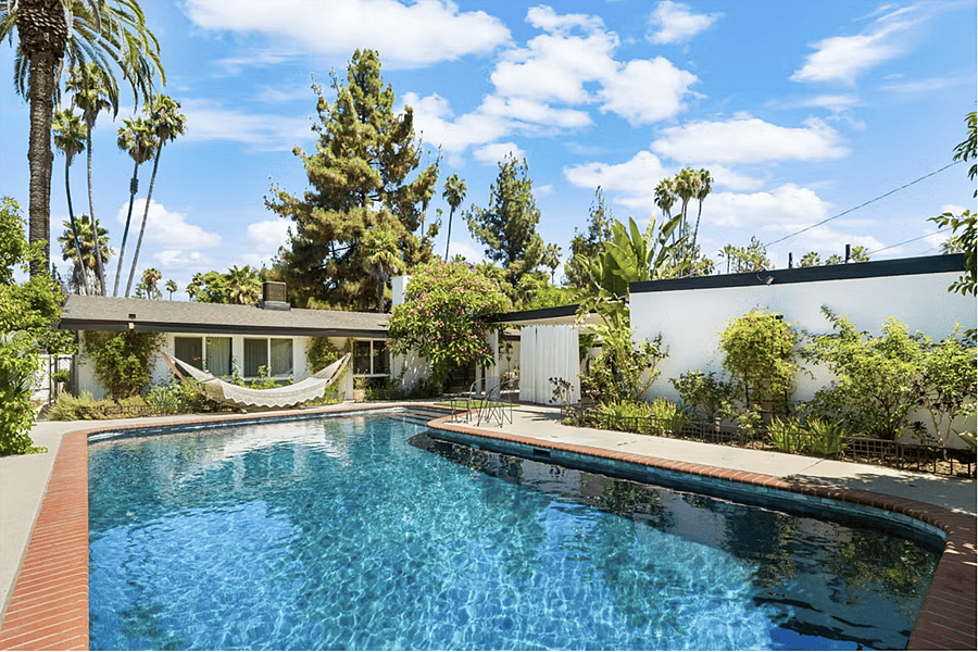 Furnished Finder property 1010113_1 photo 13