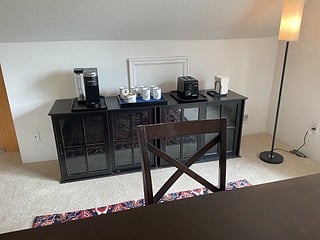 breakfast bar