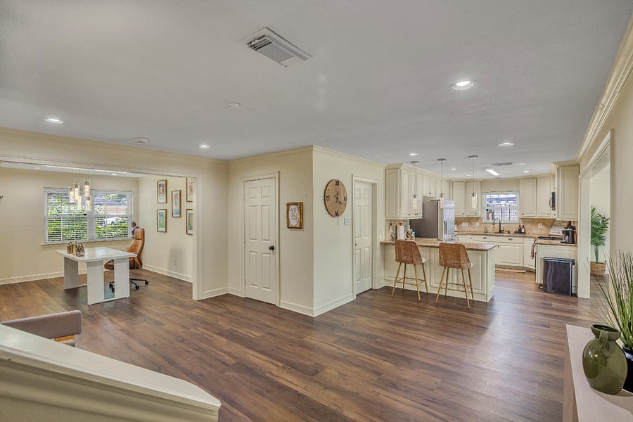 Furnished Finder property 1010157_1 photo 5